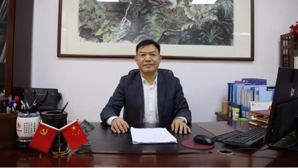 專訪廣東省海南商會副會長吳川鴻：堅持創新與學習，打造全球無紡布領域優秀企業