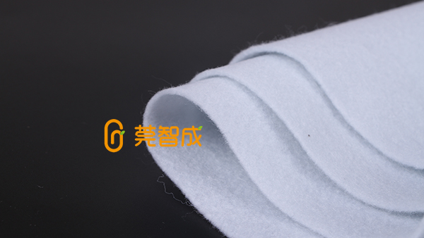 pet針刺無(wú)紡布-降低過濾設(shè)備能耗